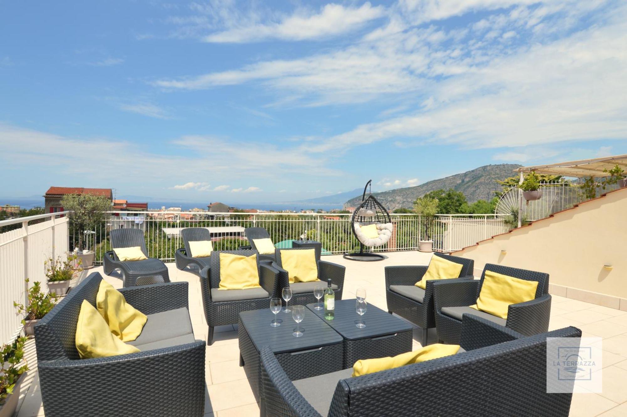 La Terrazza Family Holidays - Sorrento Coast Sant'Agnello Exterior foto